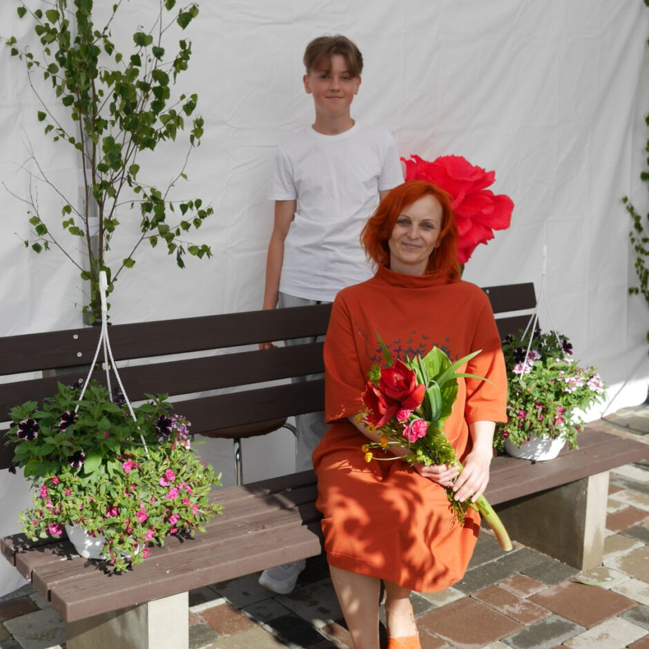 Salgales MMS 2021. gada māksalas programmas absolvents ar skolotāju izlaidumā