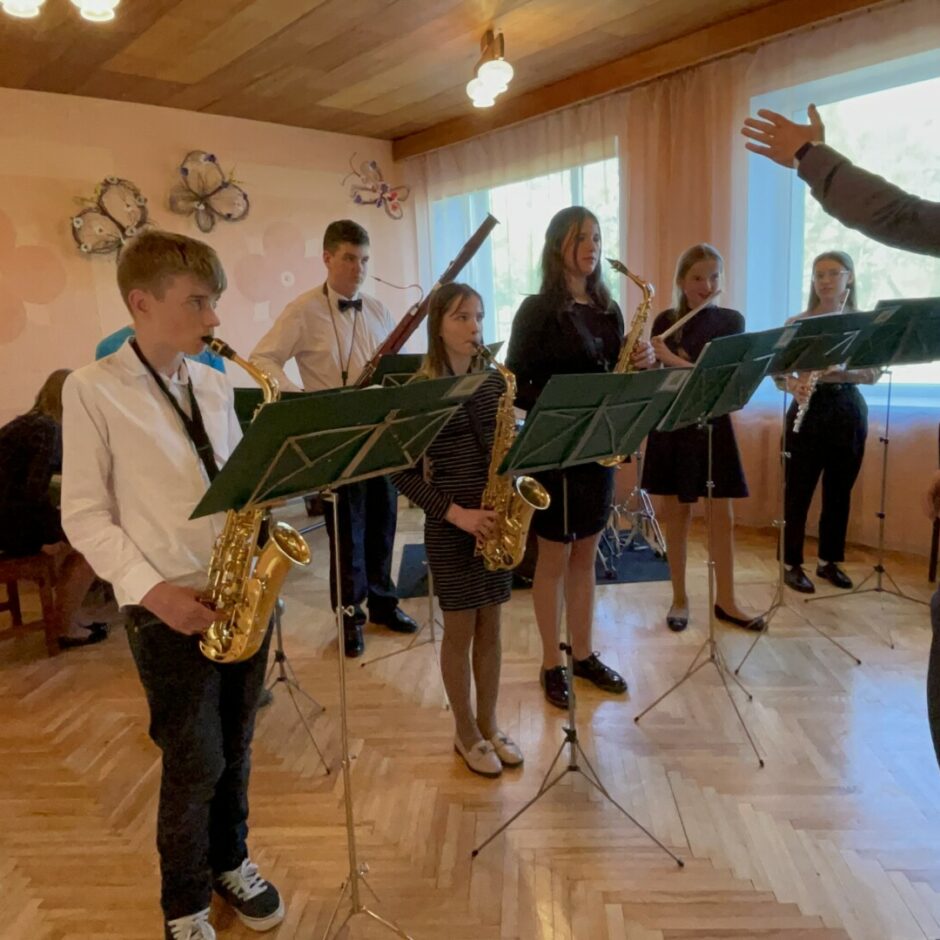 Audzēkņu vakarā spēlē instrumentālais ansamblis