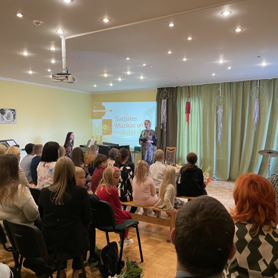 Skolas direktores runa 20222./2023.m.g. atklāšanas pasākumā