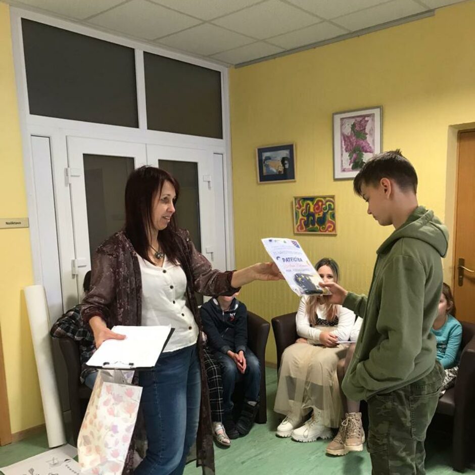 Vizuāli plastiskās mākslas programmas audzēkņu sveikšana I semestra noslēguma pasākumā