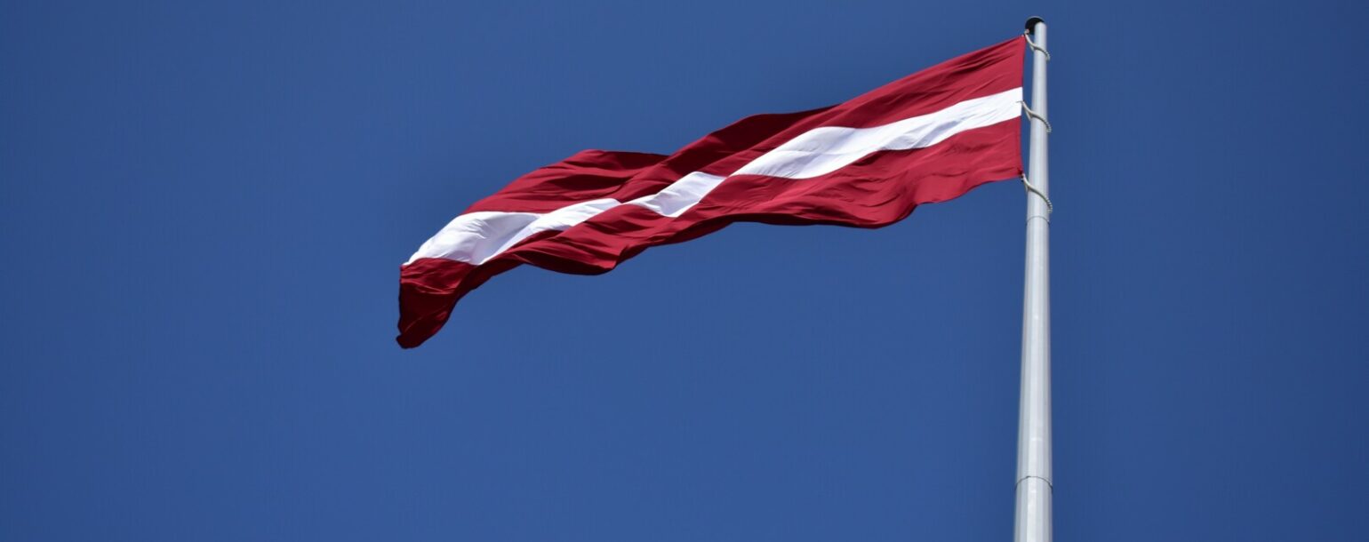 Latvijas Valsts karogs