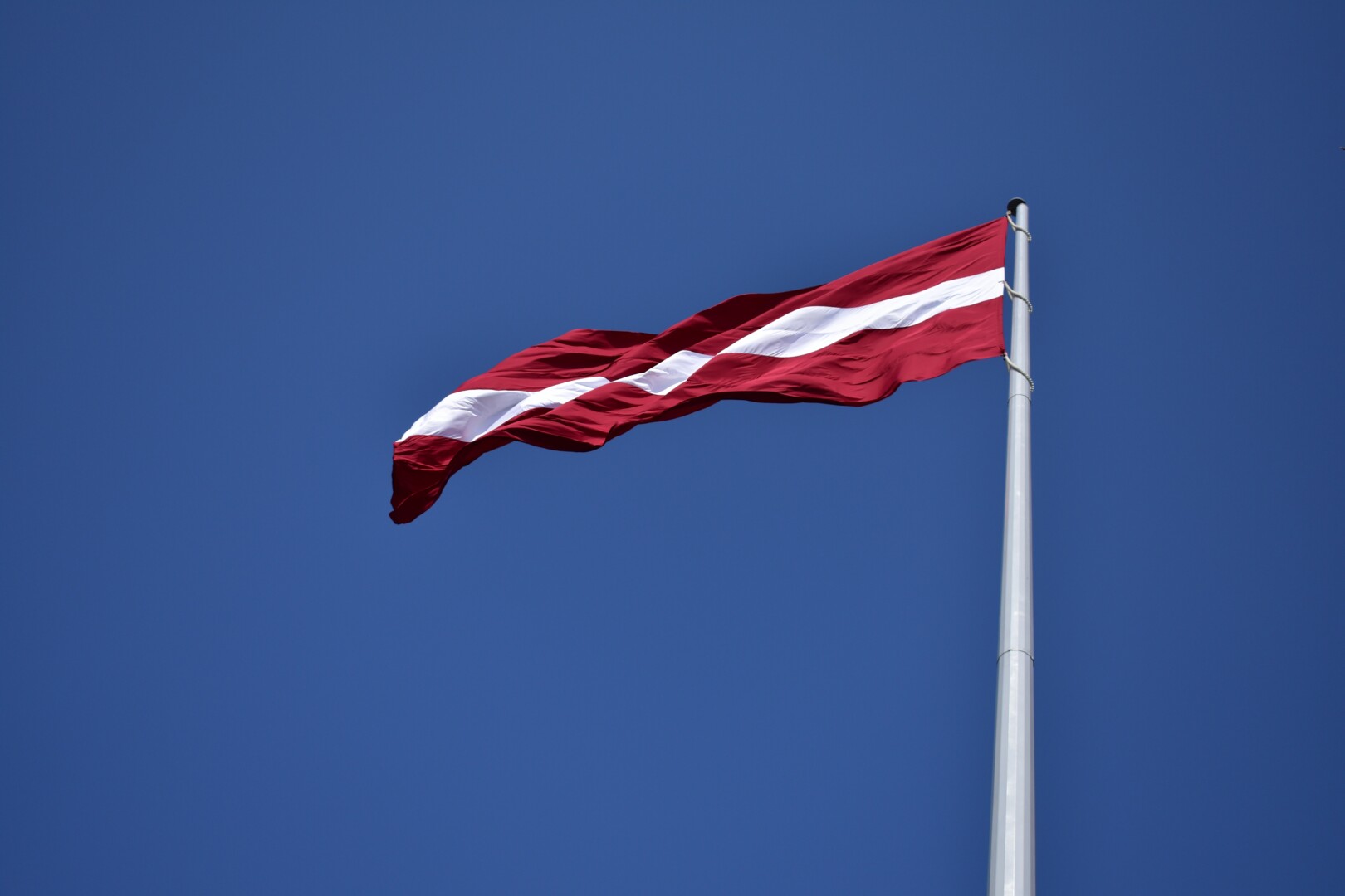 Latvijas Valsts karogs