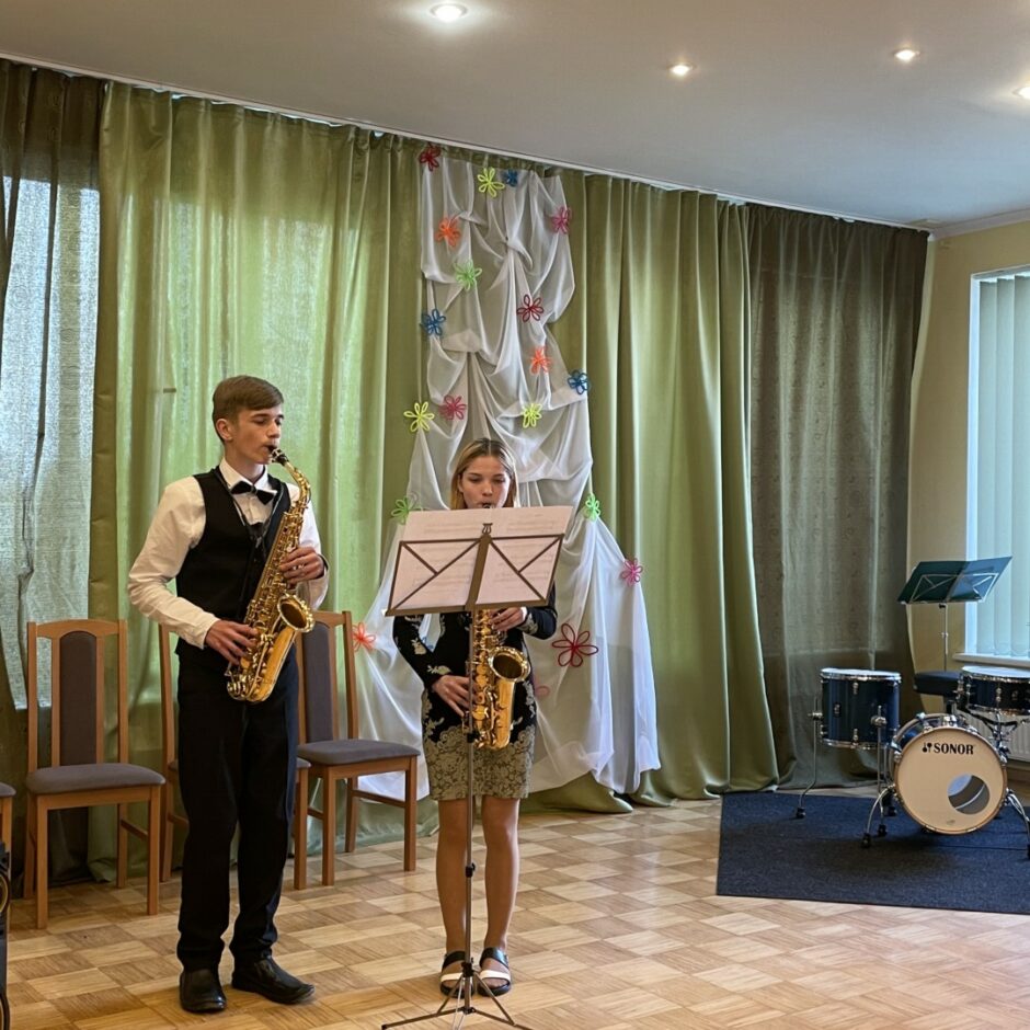Uzstājas saksofonu ansamblis SMMS mācību gada noslēguma koncertā